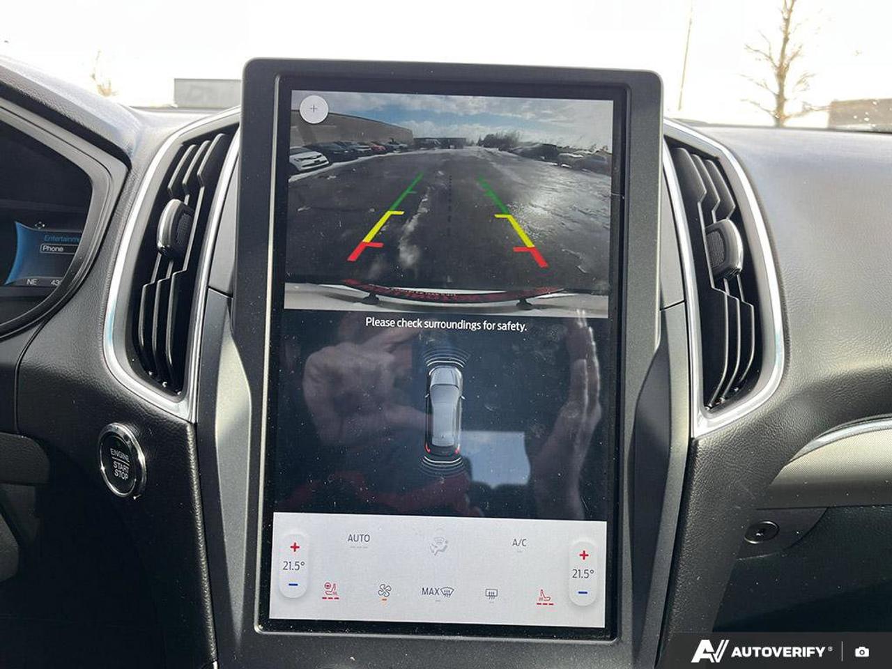 2023 Ford Edge Titanium AWD | Leather | Pano Roof | B&O Sound | Heated Seats + Steering | Remote Start | and More ! Photo