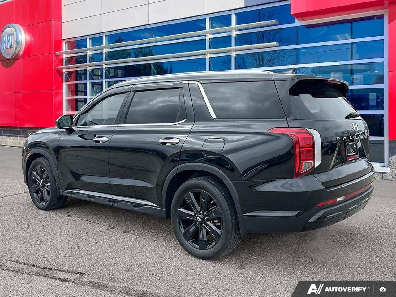 2023 Hyundai PALISADE Urban | Leather | Sunroof | Nav | 360 Camera | Cooled + Heated Seats | Adaptive Cruise | Photo2