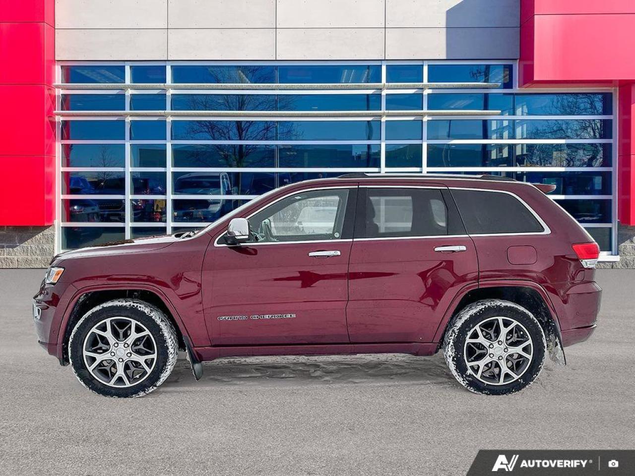 2020 Jeep Grand Cherokee Overland V6 4X4 | Navigation | Pano Sunroof | Nappa Leather | New Tires | New Brakes | Photo