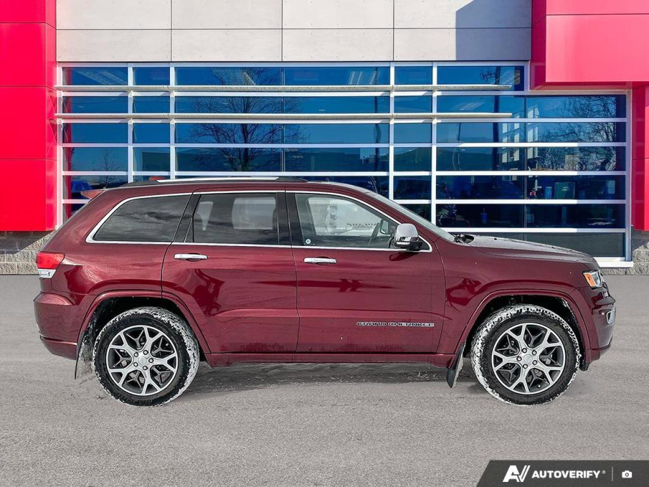 2020 Jeep Grand Cherokee Overland V6 4X4 | Navigation | Pano Sunroof | Nappa Leather | New Tires | New Brakes | Photo