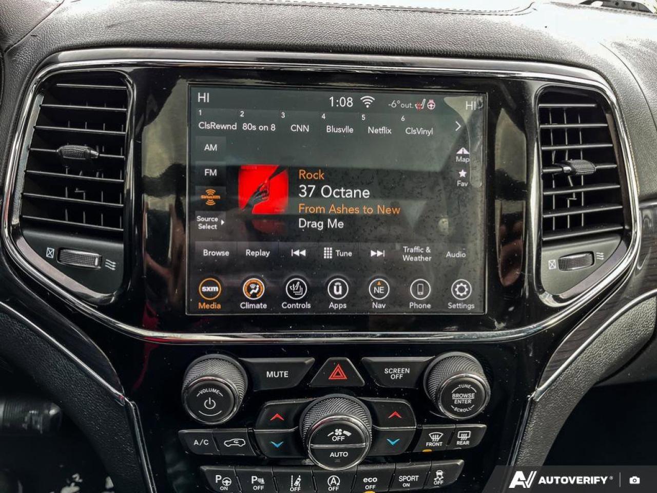 2020 Jeep Grand Cherokee Overland V6 4X4 | Navigation | Pano Sunroof | Nappa Leather | New Tires | New Brakes | Photo