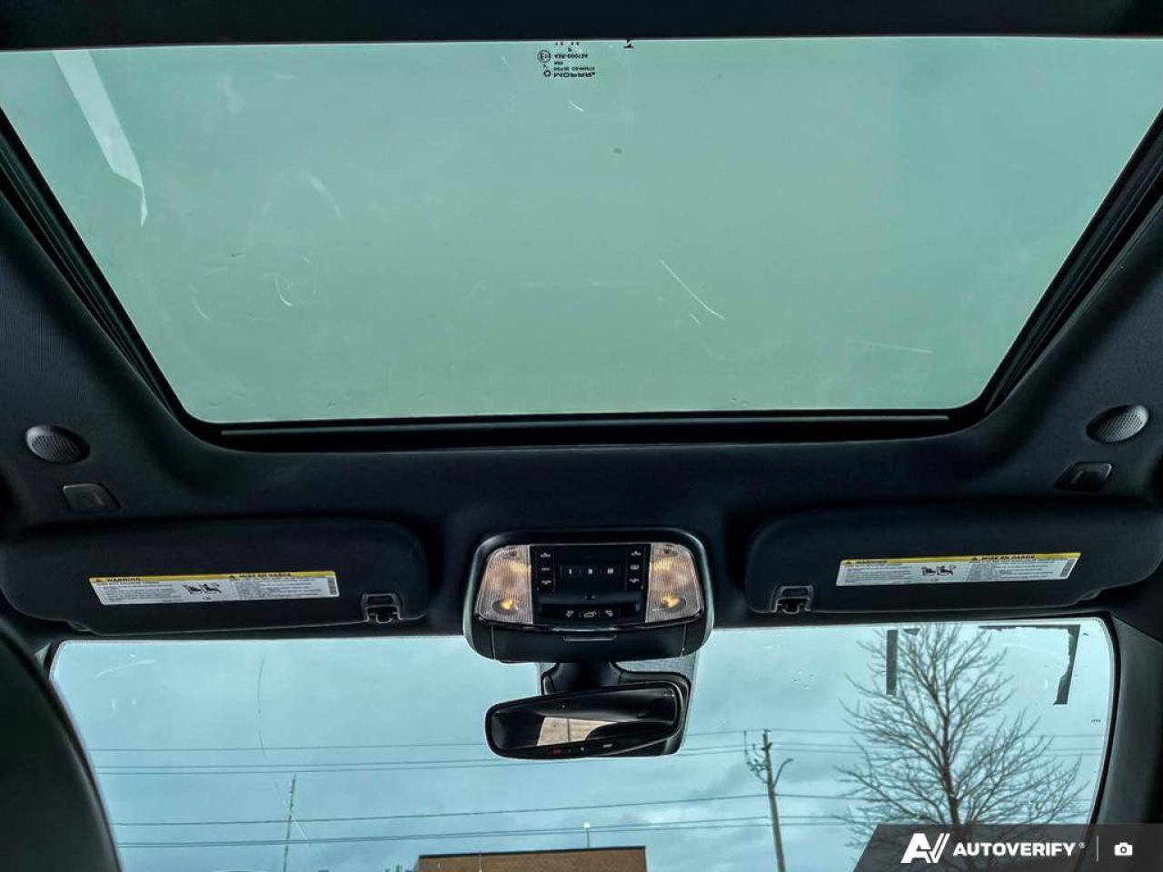 2020 Jeep Grand Cherokee Overland V6 4X4 | Navigation | Pano Sunroof | Nappa Leather | New Tires | New Brakes | Photo