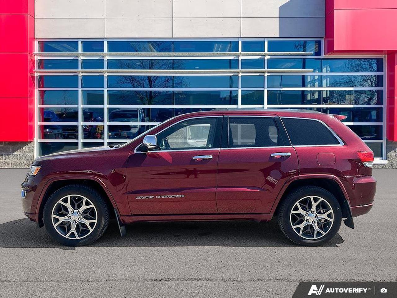 2020 Jeep Grand Cherokee Overland V6 4X4 | Navigation | Pano Sunroof | Nappa Leather | New Tires | New Brakes | Photo