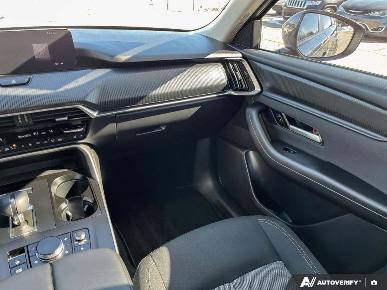 2024 Mazda CX-90 PHEV GS | CarPlay | Android Auto | Rain Sensing Wipers | Keyless Entry | Reverse Camera | Photo