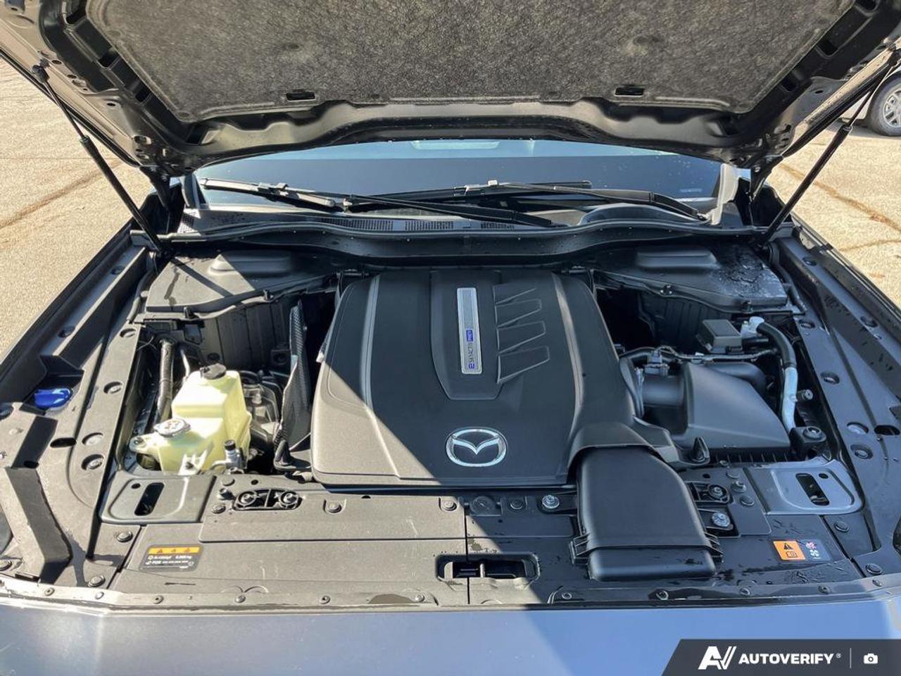 2024 Mazda CX-90 PHEV GS | CarPlay | Android Auto | Rain Sensing Wipers | Keyless Entry | Reverse Camera | Photo