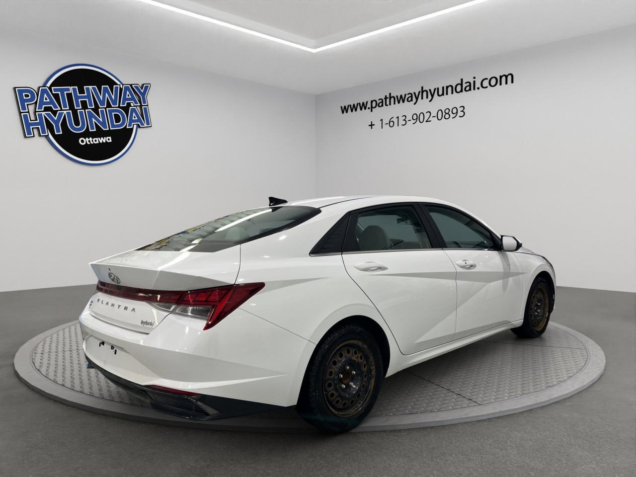 2022 Hyundai Elantra Hybrid Ultimate | Reverse Cam | Sunroof Photo