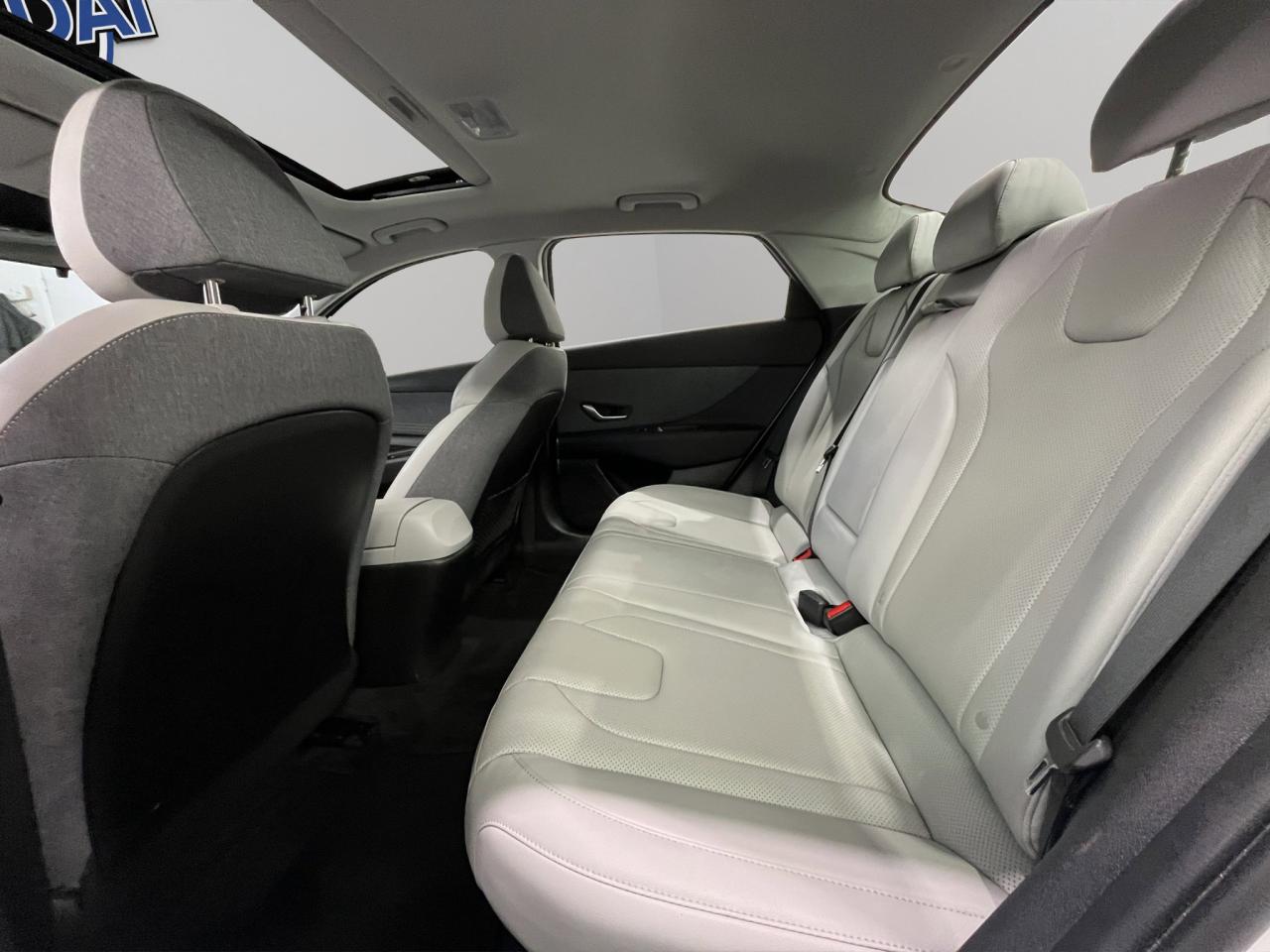 2022 Hyundai Elantra Hybrid Ultimate | Reverse Cam | Sunroof Photo