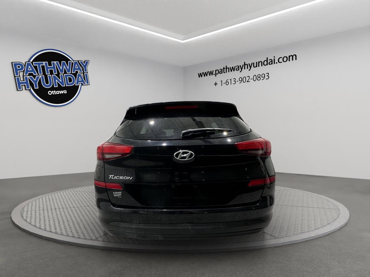 2021 Hyundai Tucson Preferred | Reverse Cam | Heated Seats Photo4