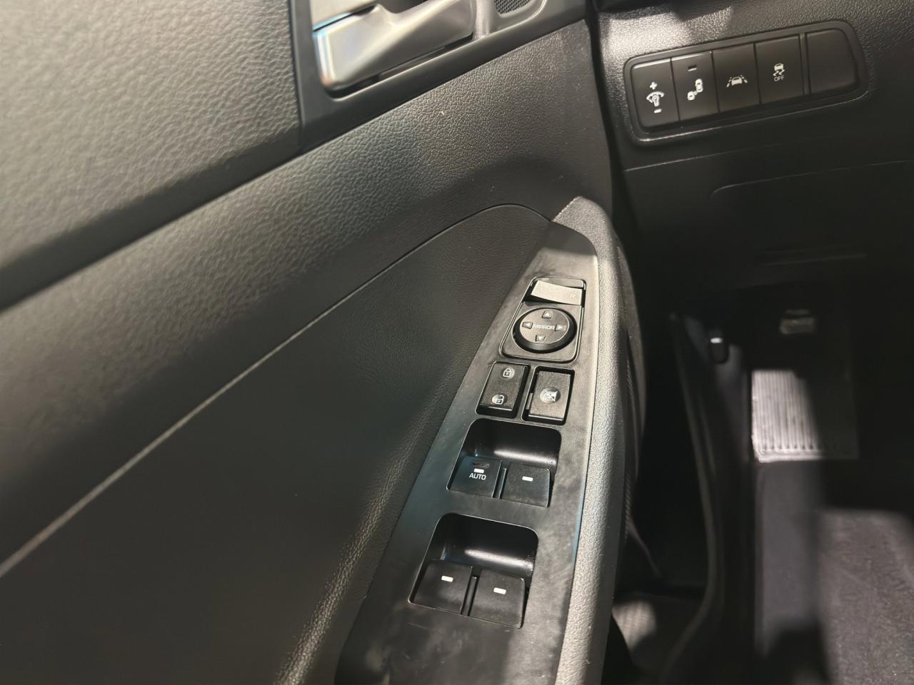 2021 Hyundai Tucson Preferred | Reverse Cam | Heated Seats Photo