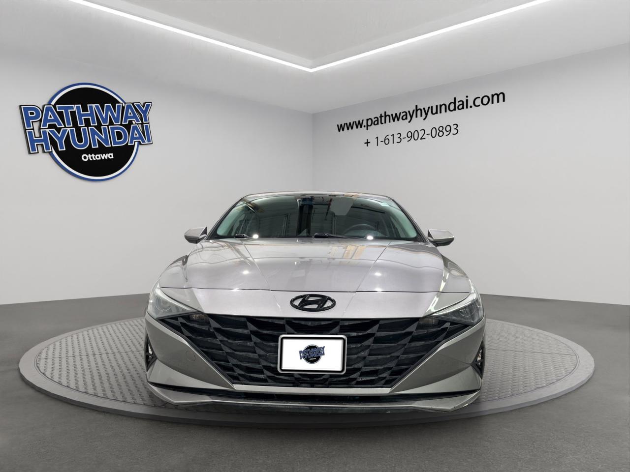 2023 Hyundai Elantra Essential | Reverse Cam | Heated Seats Photo