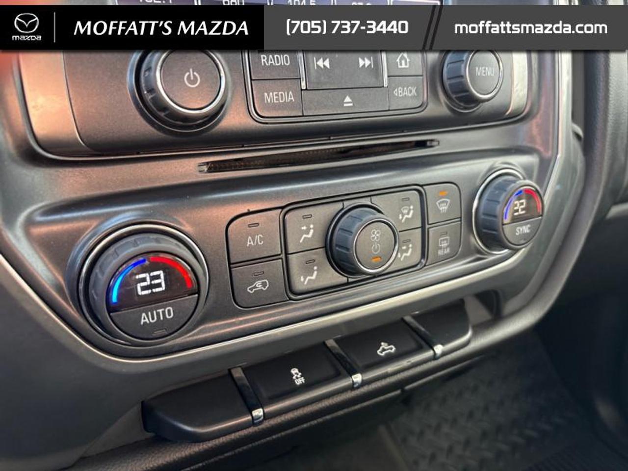 2016 Chevrolet Silverado 1500 LT Photo