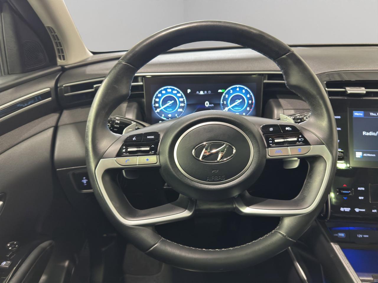 2022 Hyundai Tucson Hybrid Luxury | Reverse Cam | Heated Seats Photo