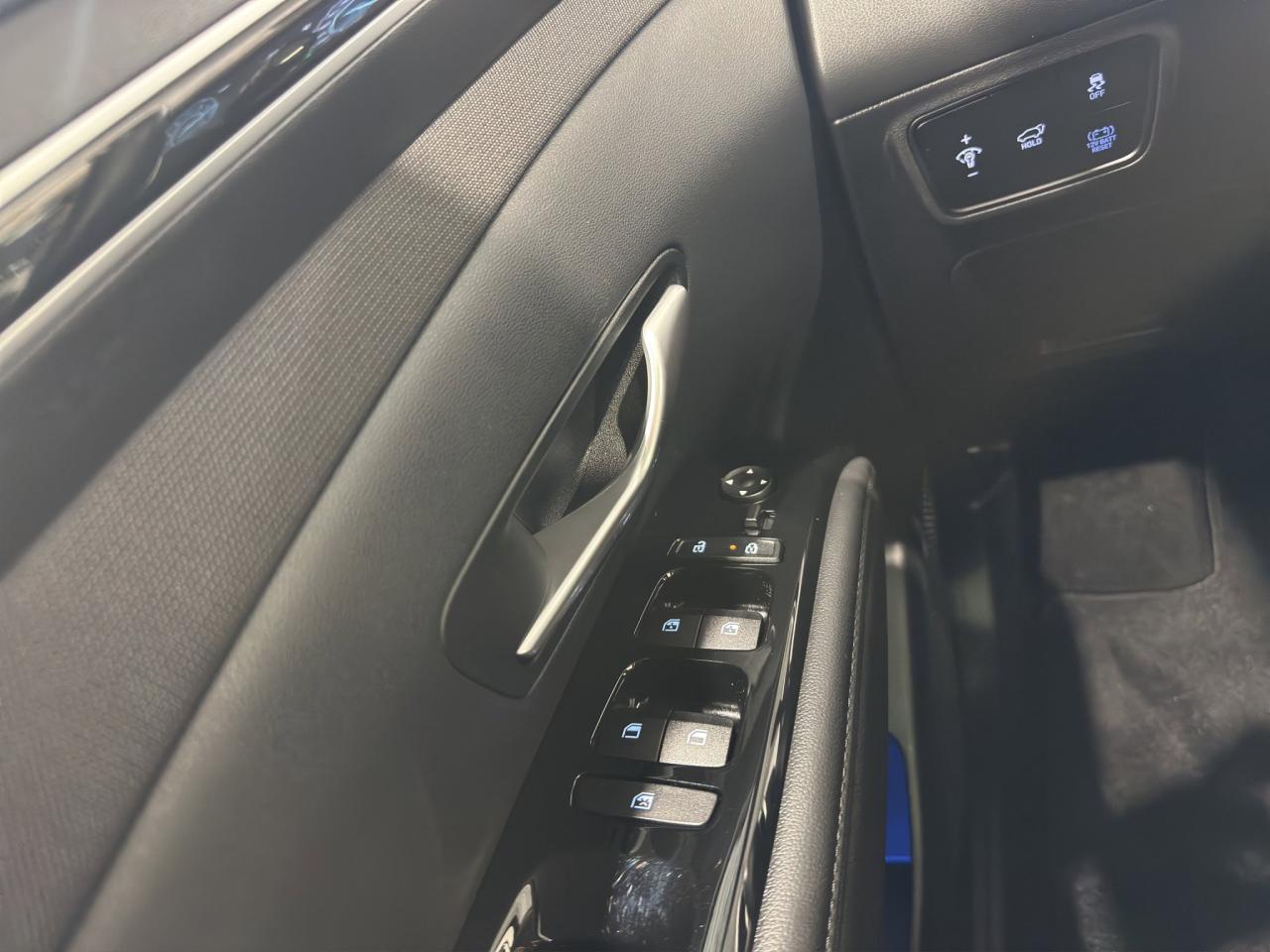 2022 Hyundai Tucson Hybrid Luxury | Reverse Cam | Heated Seats Photo