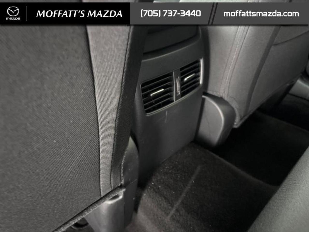 2023 Mazda CX-30 GS Photo