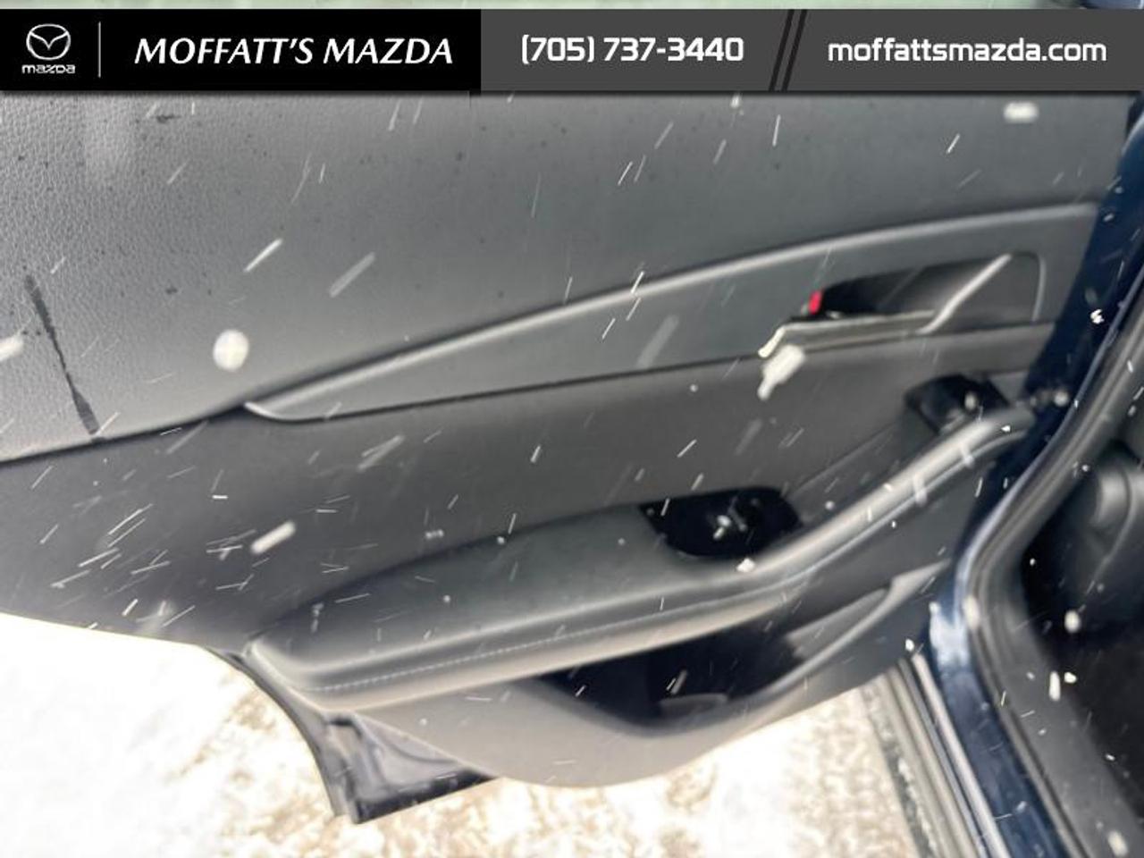 2023 Mazda CX-30 GS Photo