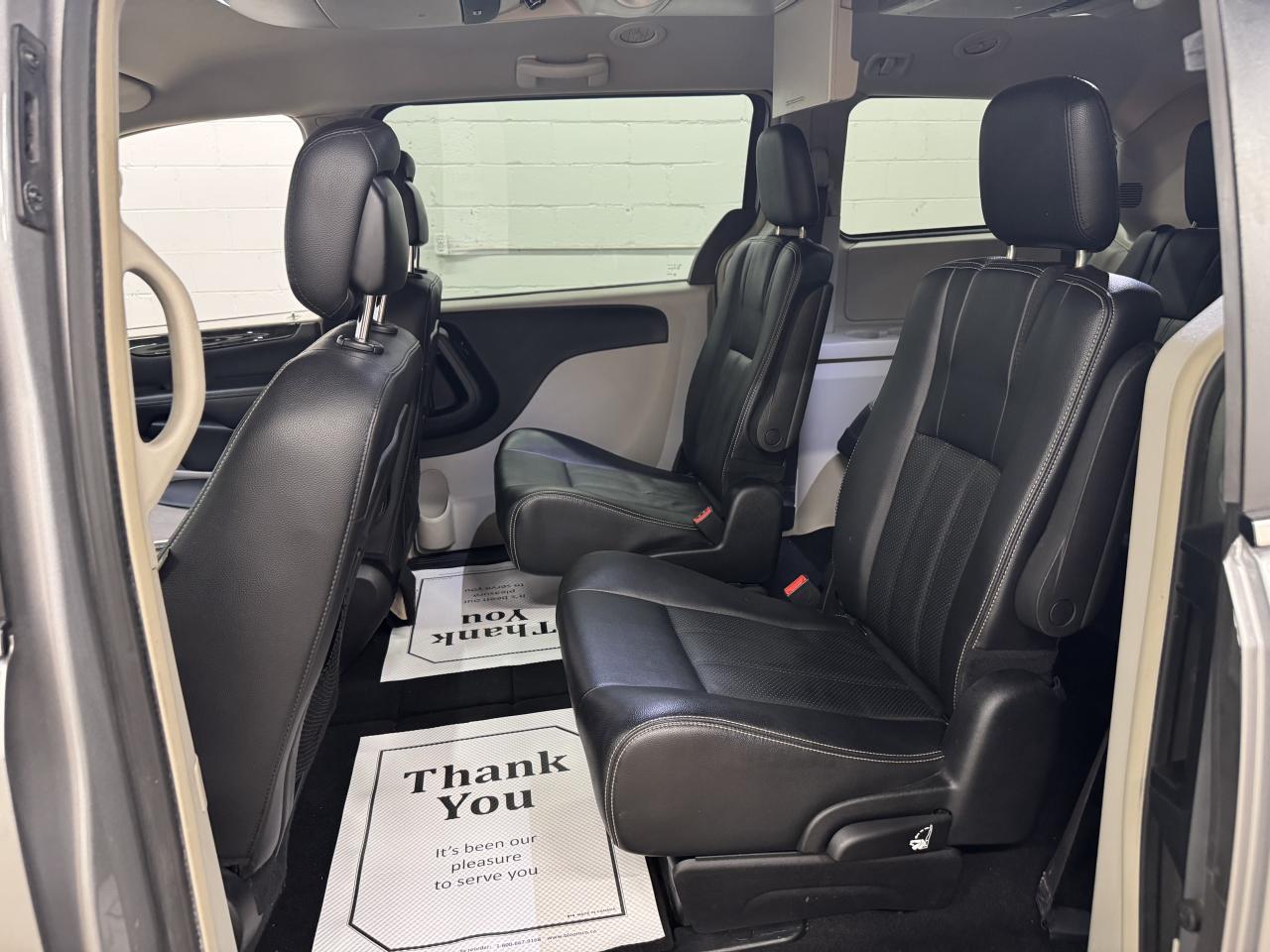 2016 Dodge Grand Caravan Crew Plus Photo