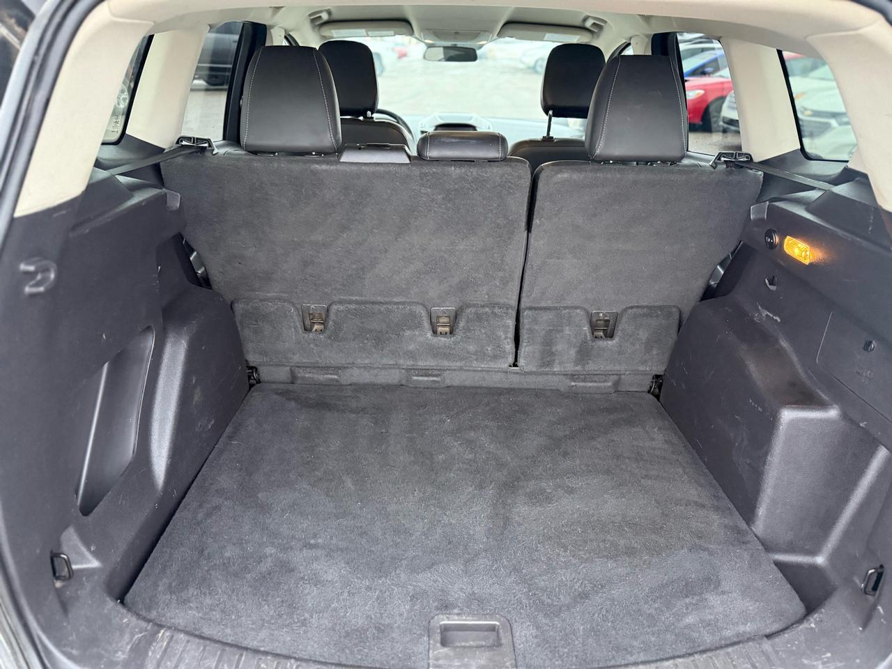 2019 Ford Escape SEL Photo