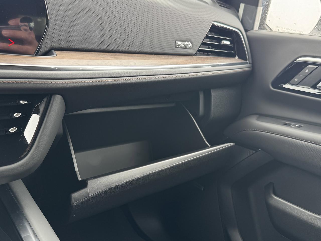 2026 Chevrolet Tahoe HIGH COUNTRY Photo