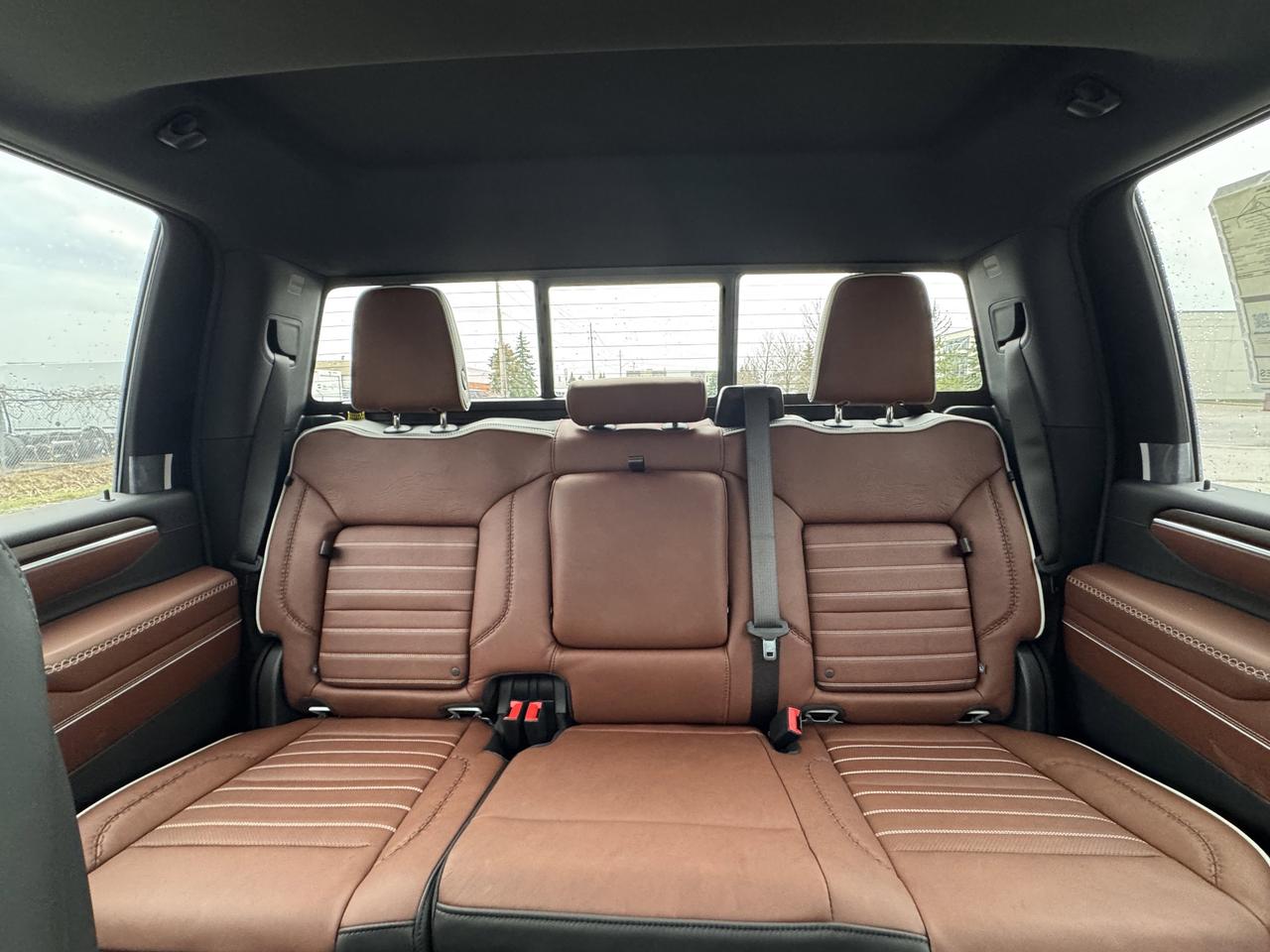 2026 GMC SIERRA 2500HD Denali Ultimate Photo