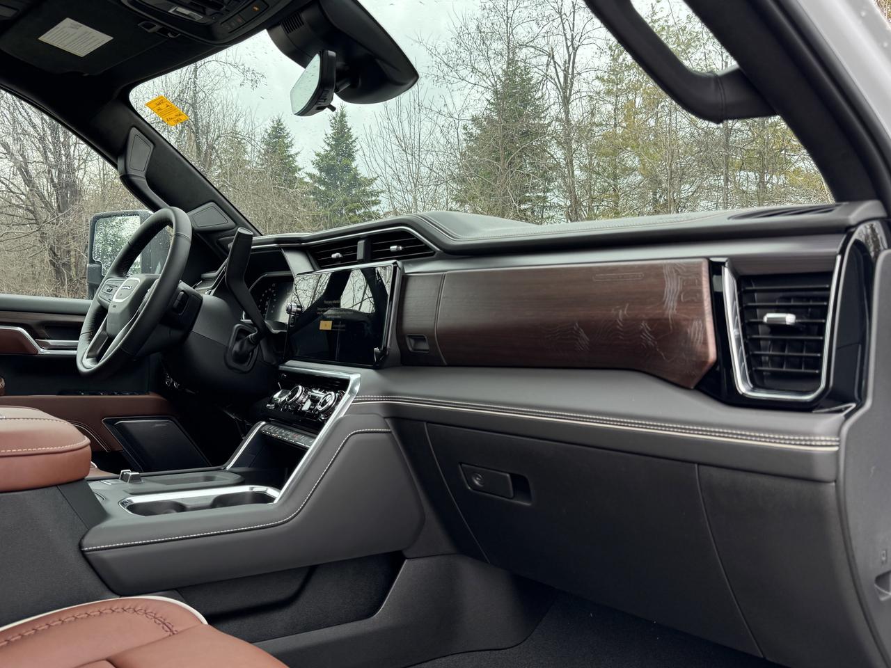 2026 GMC SIERRA 2500HD Denali Ultimate Photo