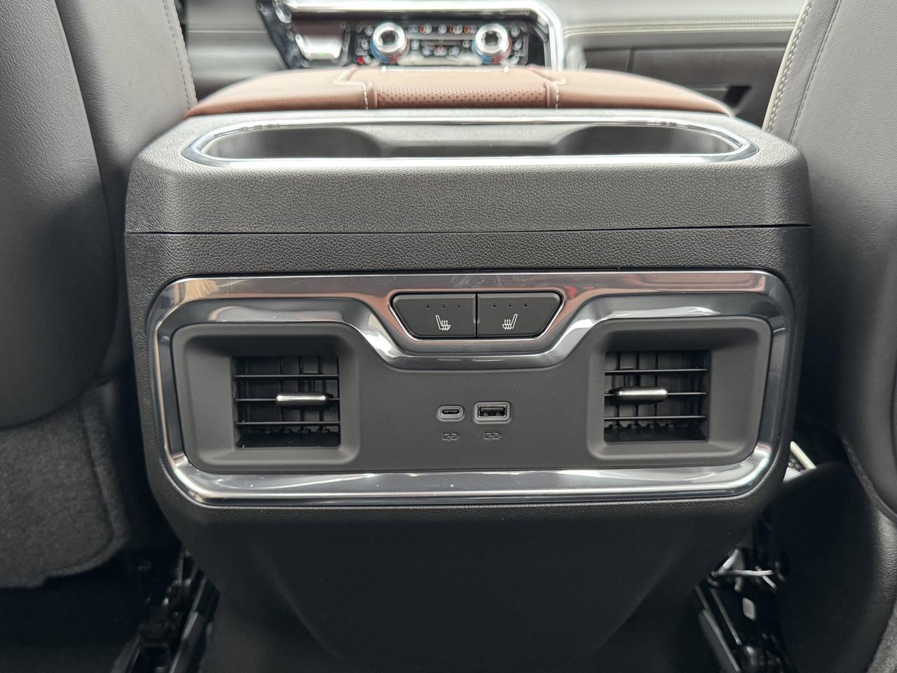 2026 GMC SIERRA 2500HD Denali Ultimate Photo