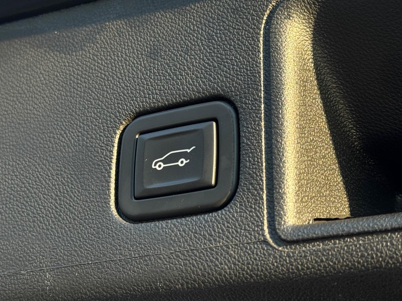 2024 GMC Terrain Denali Photo