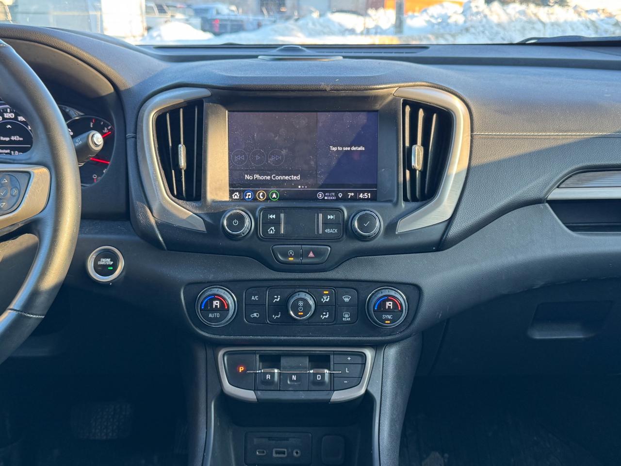 2024 GMC Terrain Denali Photo