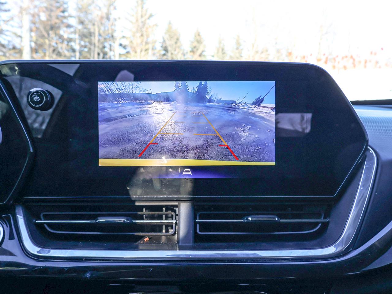 2024 Chevrolet Trax ACTIV Photo