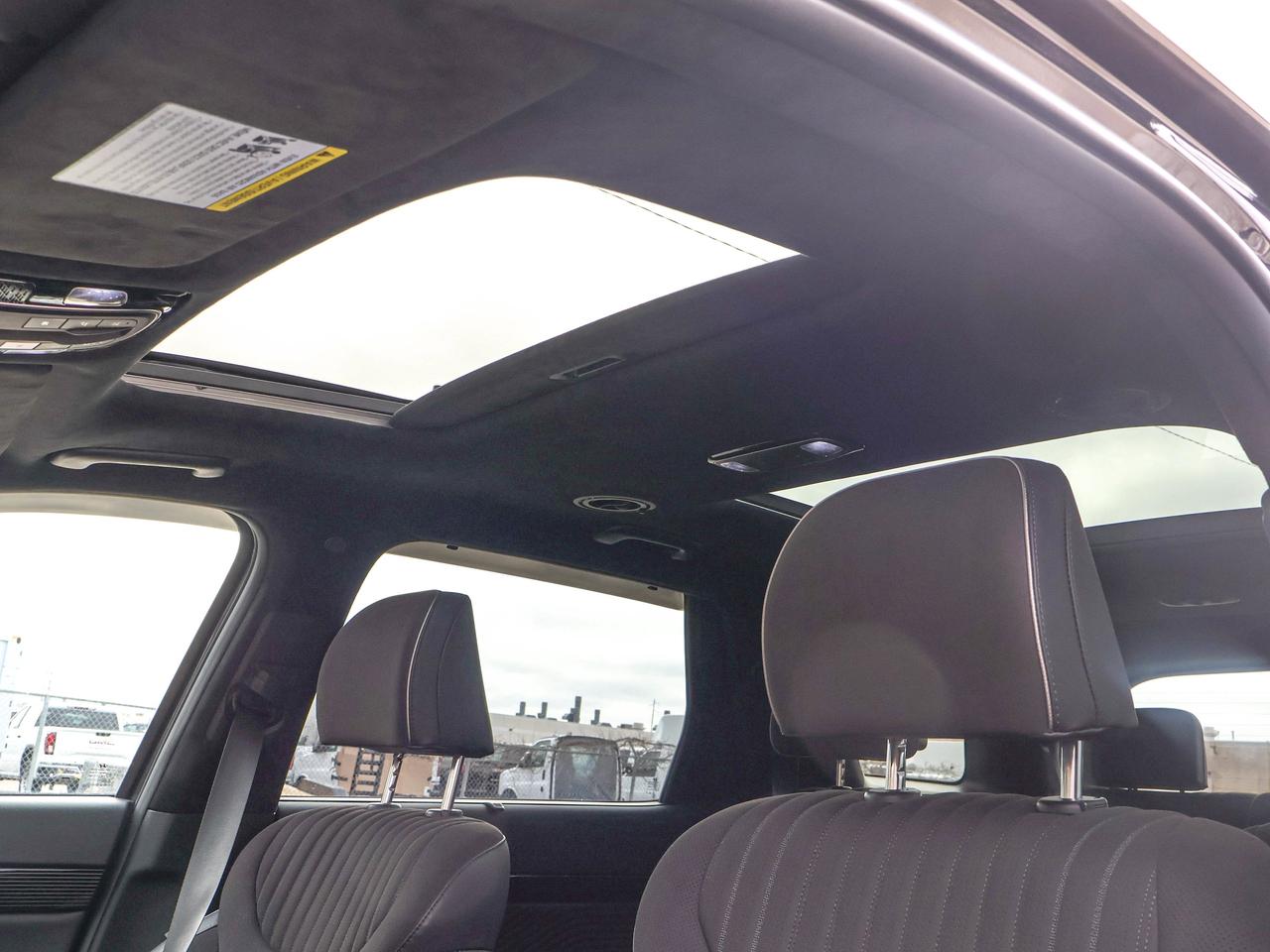 2025 Hyundai PALISADE Ultimate Calligraphy Night Photo