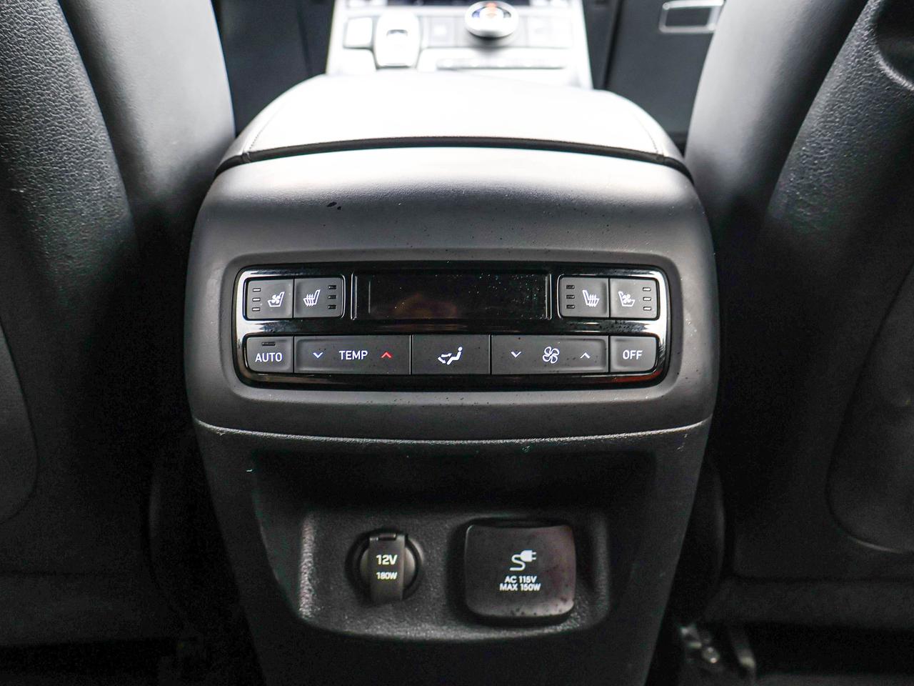 2025 Hyundai PALISADE Ultimate Calligraphy Night Photo