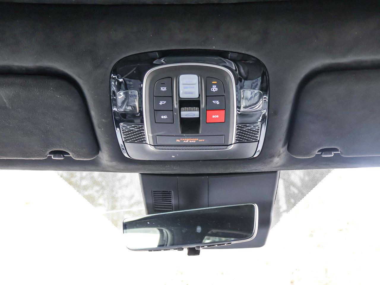 2025 Hyundai PALISADE Ultimate Calligraphy Night Photo