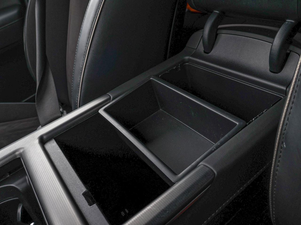 2025 Hyundai PALISADE Ultimate Calligraphy Night Photo