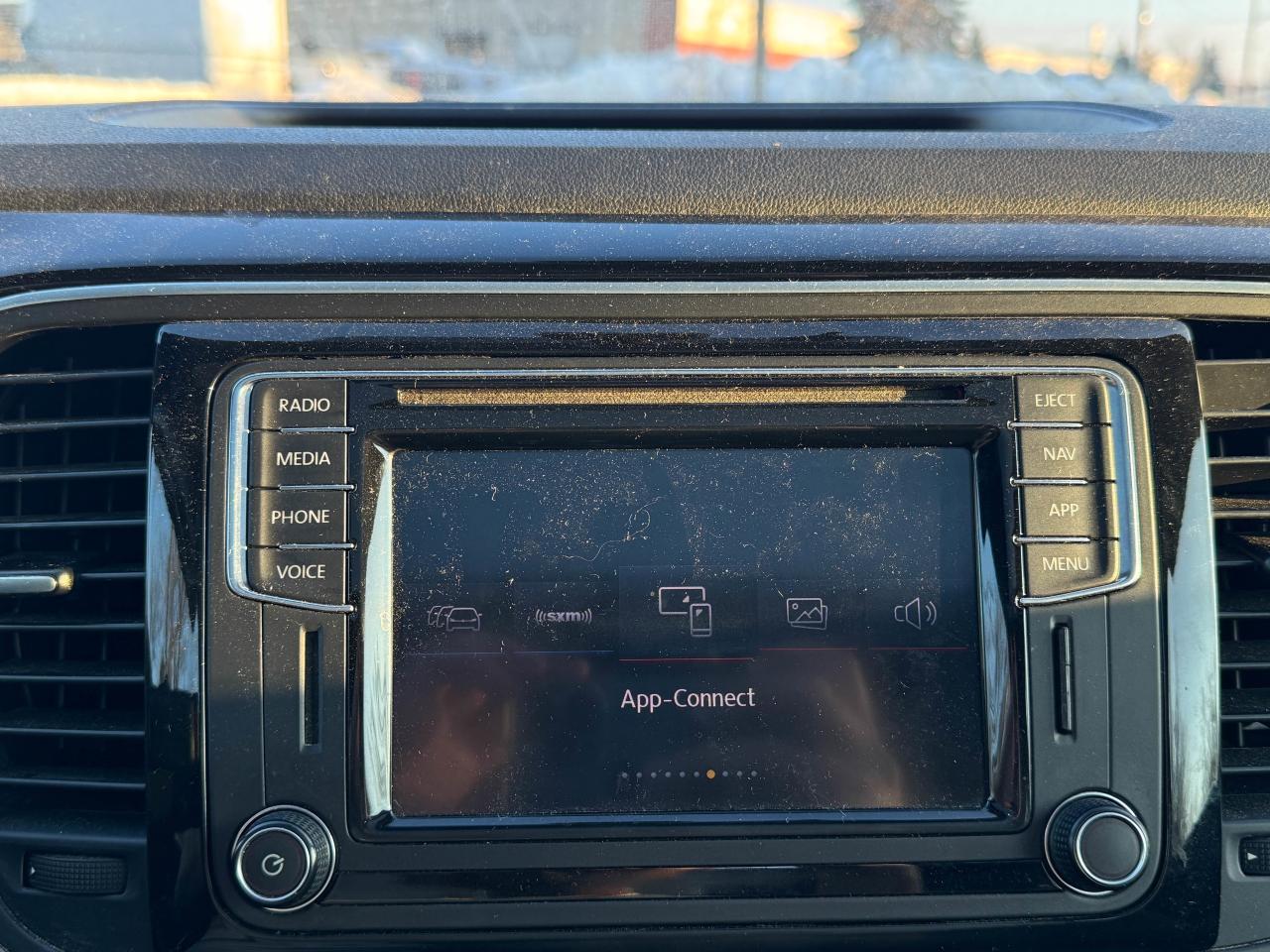 2018 Volkswagen Beetle Dune Photo