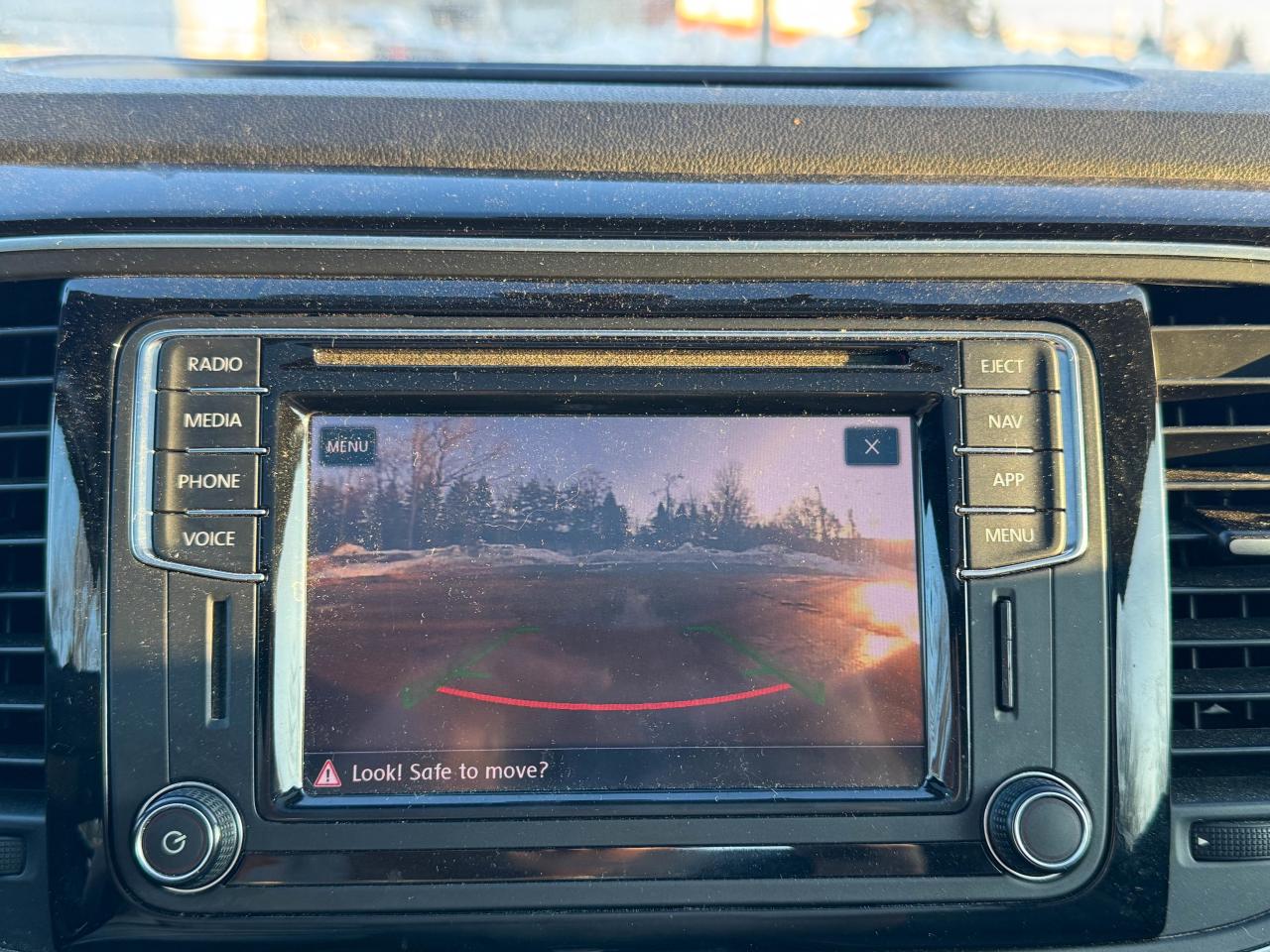 2018 Volkswagen Beetle Dune Photo