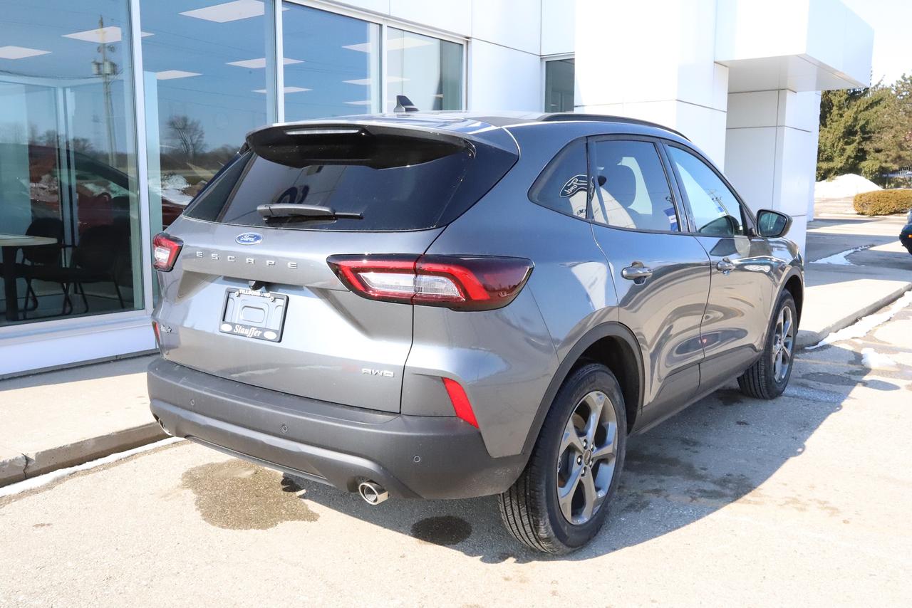 2026 Ford Escape ST-Line AWD Photo