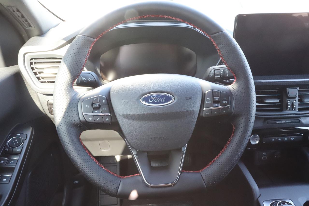 2026 Ford Escape ST-Line AWD Photo