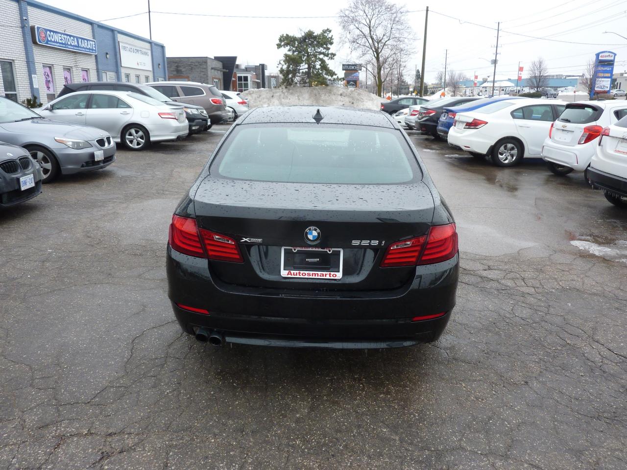 2013 BMW 5 Series 528i xDrive Photo