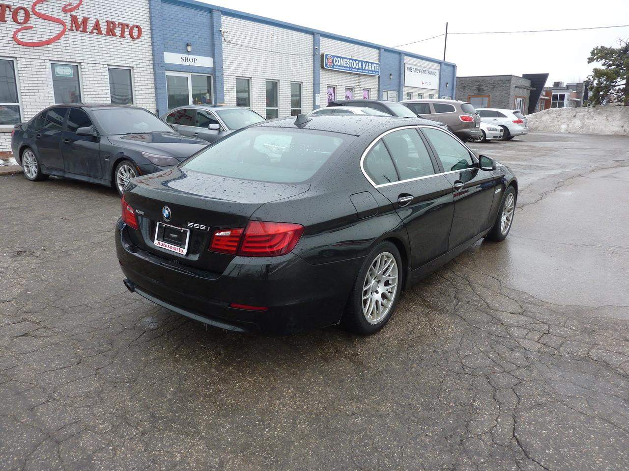 2013 BMW 5 Series 528i xDrive Photo