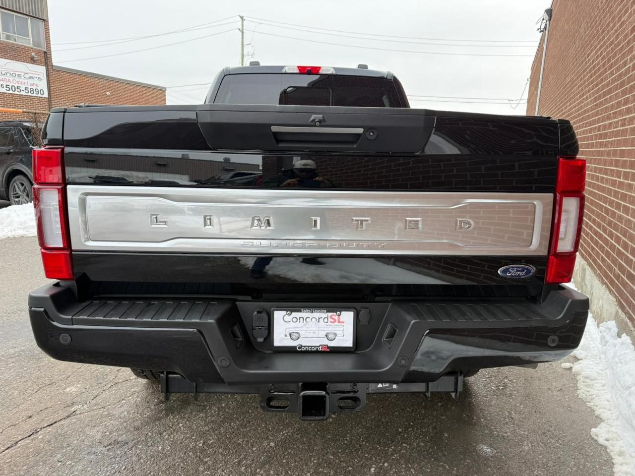 2022 Ford SUPER DUTY F-250 SRW Limited Photo3