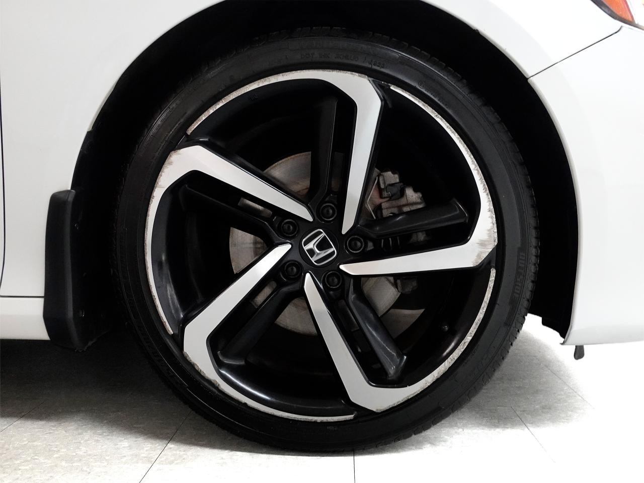 2020 Honda Accord SPORT | Leather | Sunroof | ACC | BSM | CarPlay Photo