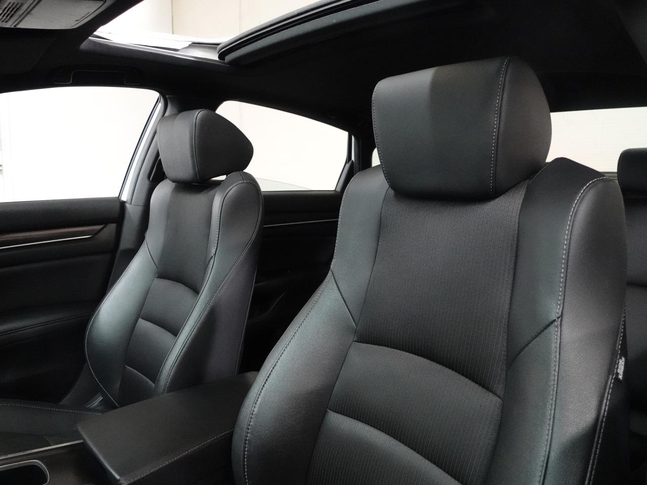 2020 Honda Accord SPORT | Leather | Sunroof | ACC | BSM | CarPlay Photo