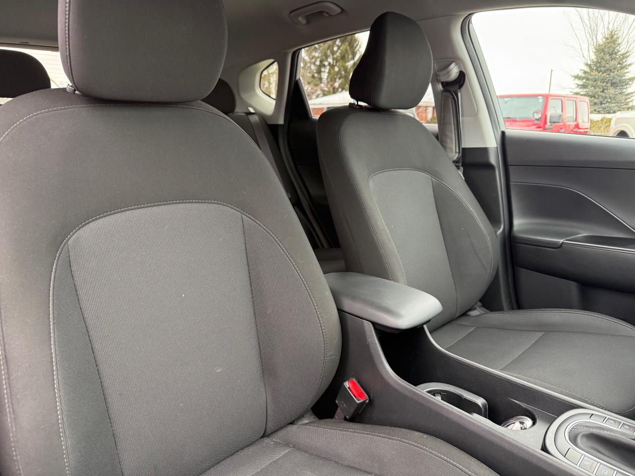 2024 Hyundai KONA 2.0L Preferred AutoStart! Heated Steering and Seats! Photo