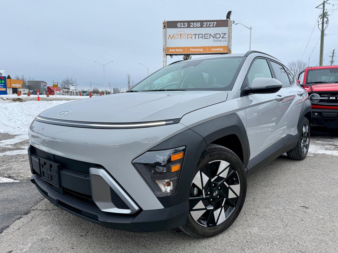 2024 Hyundai KONA 2.0L Preferred AutoStart! Heated Steering and Seats! Photo