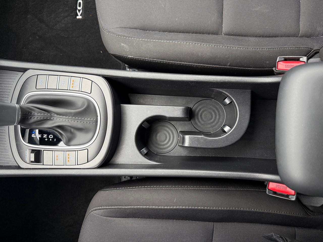 2024 Hyundai KONA 2.0L Preferred AutoStart! Heated Steering and Seats! Photo