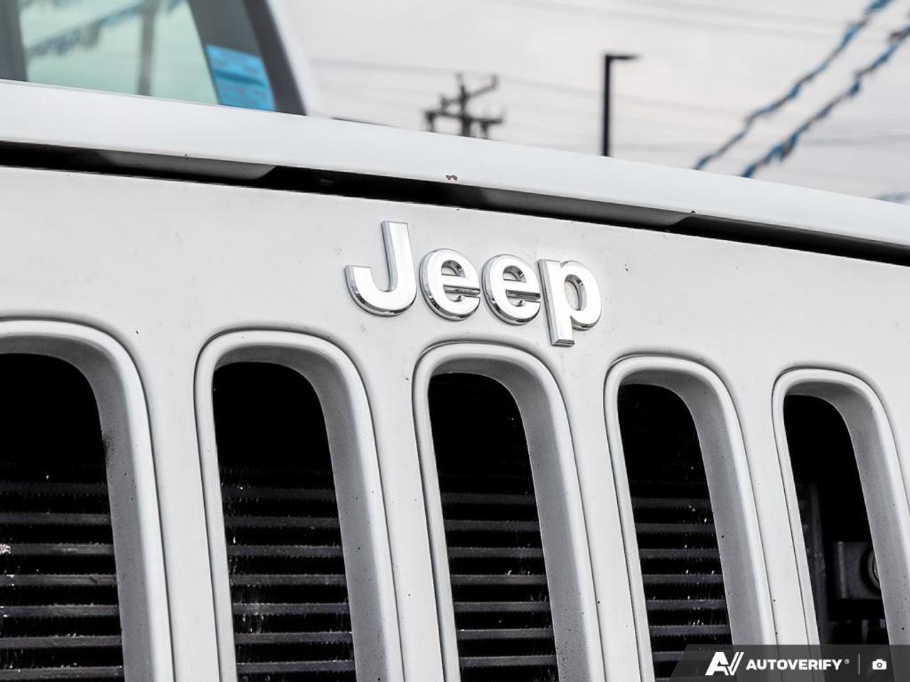 2017 Jeep Wrangler Unlimited Sahara CONVERTIBLE HARD TOP | KEYLESS ENTRY | POWER WINDO Photo