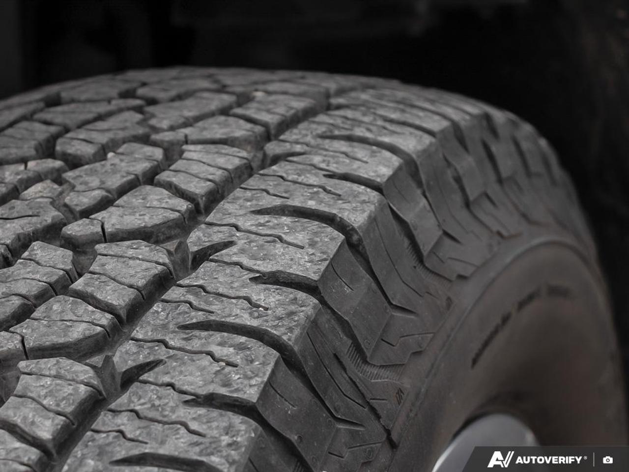 2017 Jeep Wrangler Unlimited Sahara CONVERTIBLE HARD TOP | KEYLESS ENTRY | POWER WINDO Photo