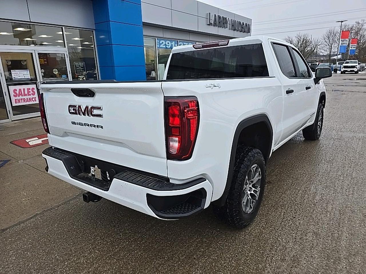2026 GMC Sierra 1500 PRO Photo2