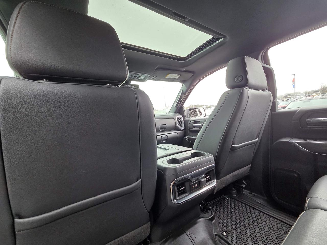 2022 GMC Sierra 1500 Limited AT4 One Owner | Navigation | Sunroof | 18" Wheels Photo