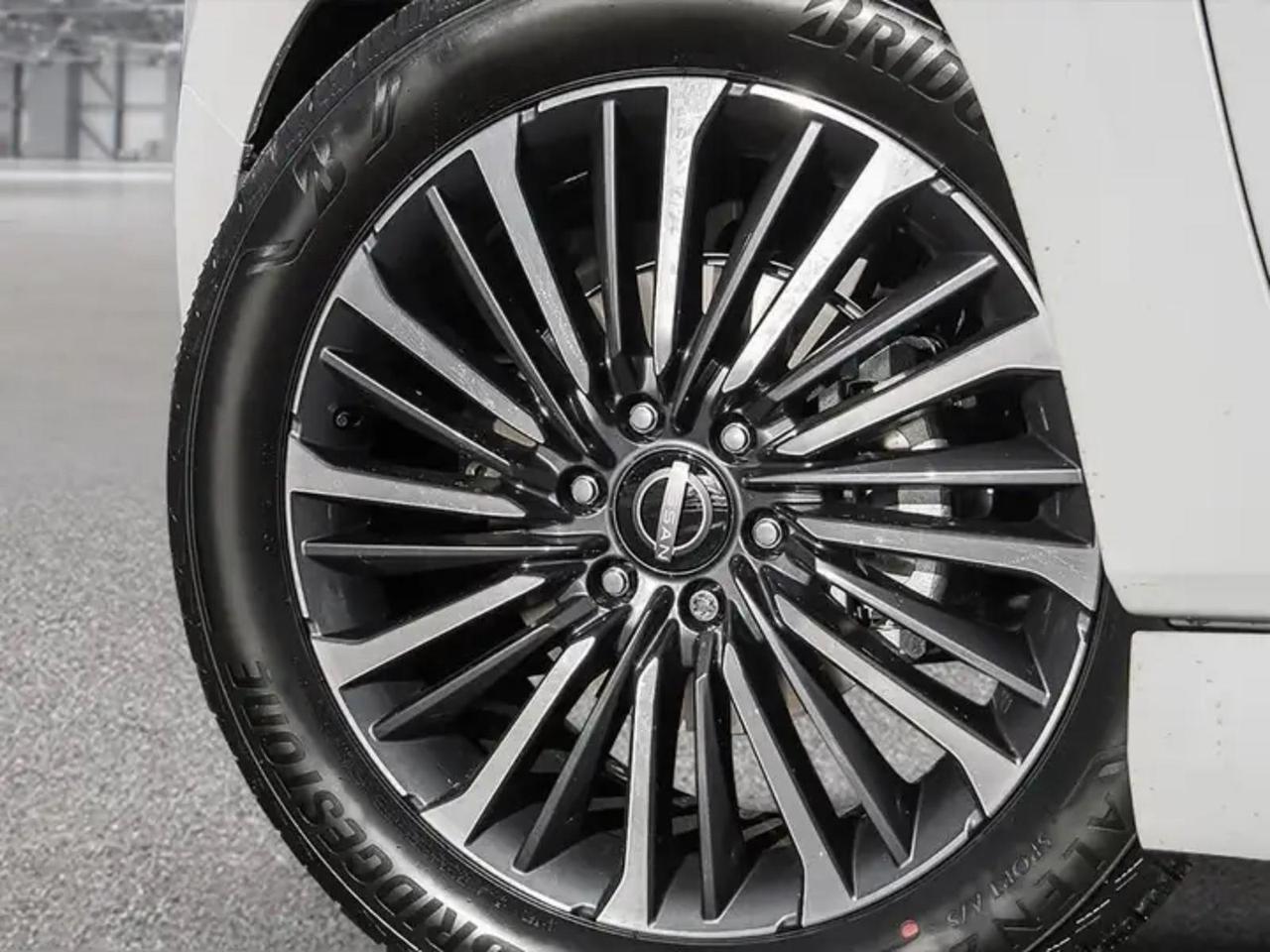 2026 Nissan Armada Platinum Reserve Photo