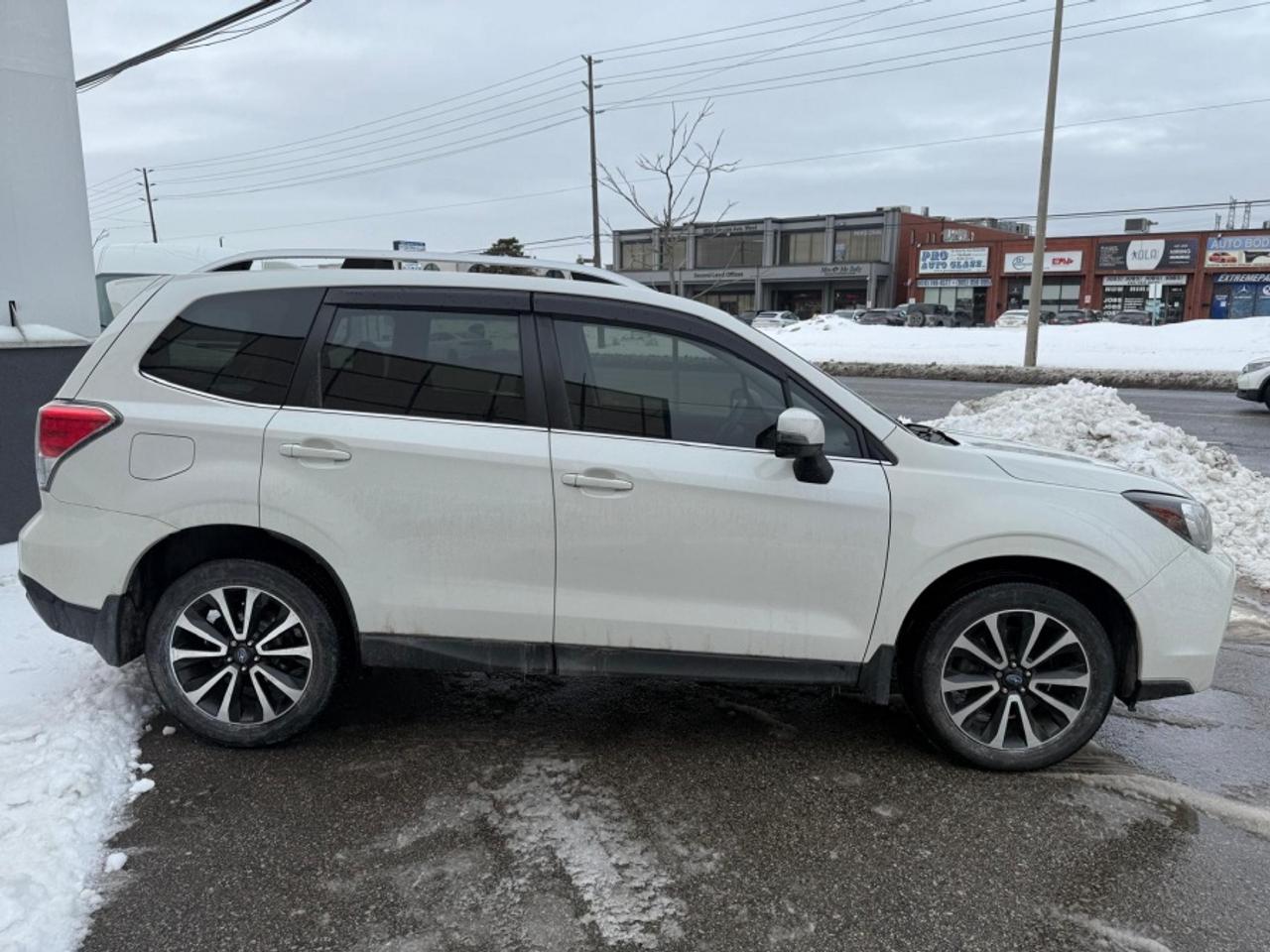 2017 Subaru Forester 2.0XT LIMITED/ AWD/ LEATHER/ SERVICE RECS/ 2 KEYS - Photo #4